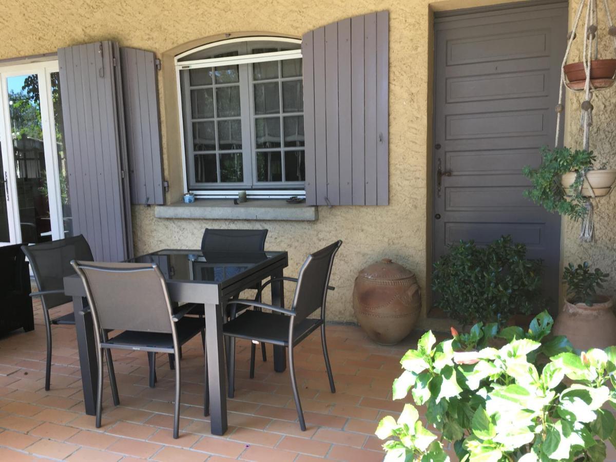 Ferienwohnung soleil lotus Saint-Hilaire-de-Brethmas Exterior foto